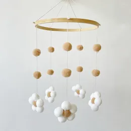 Decorative Figurines Nordic Kids Room Decor Handmade Pompoms Floral Mobile Hanging Girls Decoration 2024