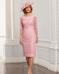 Elegant pink lace Mother Of The Bride Dresses scoop neck half sleeves Wedding Guest Dress tea Length pleats Plus Size Formal mother Outfit