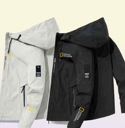 National Geographic Men Jacket 2021 traspirante avvolgibile con cappuccio a vento a vento a vento da cappuccio per escursionismo da campeggio per escursionismo da campeggio H11127552989