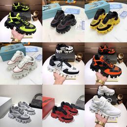 2024 Designer new mens womens casual shoes blue black thick-soled Wear-resistant sports shoes Luxury lace-up leather casual shoes Embossed Trainer Sneaker size 38-46
