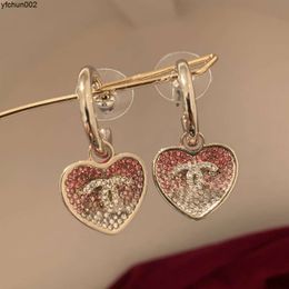 Gradient Pink Love Earrings S925 Silver Needle Gold Super Sparkling Water Diamond Light Luxury Temperament Girl Heart Hinx