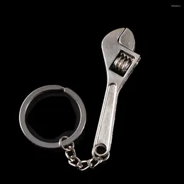 Keychains Adjustable Wrench Metal Car Key Ring For Men Universal Simulation Spanner Chain Keyfob Mini Tools Jewelry Gift