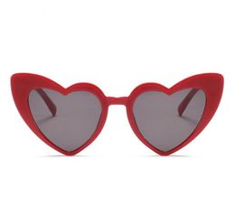 Love Heart Sunglasses for Women 2018 Fashionable Cat Eye Sunglasses Black Pink Red Heart Shape Sun Glasses for Men Uv4007283274