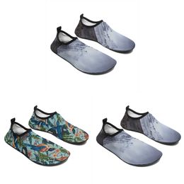 män kvinnor anpassade vading skor tecknad djur design diy ord svart vit blå röd slip-on mens tränare gai 008