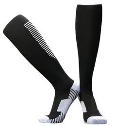 2019 Men Anti Slip Soccer Socks Cotton Football Socks Breathable Calcetines Truesox Sports Running Volleyball Cycling Women Stocki3881598