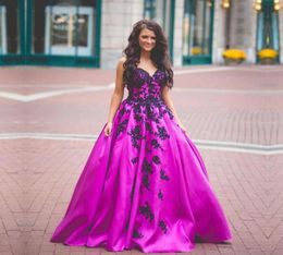 Modest Satin Ball Gown Prom Dresses Sweetheart Lace Appliques Satin Fuchsia Evening Gown with Black Lace1935199