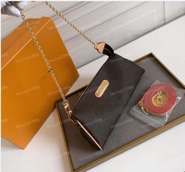 Luxurys designer Bag 95567 Men Women Genuine Leather Handbags Lady Classic Large Capacity Purses Tote Bag wallet evening chains bag M95567 25x13x4cm