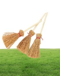 1020pcs Mini Broom Witch Straw Brooms DIY Hanging Ornaments for Halloween Party Decoration Costume Props Dollhouse Accessories 2206941907