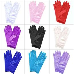 Five Fingers Gloves Short Satin Women Wrist Length Black Opera Summer Accessories For Gothic Lolita Vestidos De Fiesta4461493