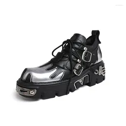 Casual Shoes Women Punk Single Retro Flame Carving Leather Metal Buckle Decor Thick Sole Round Toe Low Top Female Rock