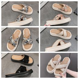2024 new Thick soled cross strap cool slippers women white Exquisite sequin sponge cake sole one line trendy slippers