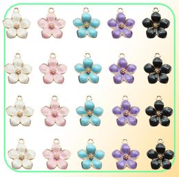 whole 100pcs Fashion classic Cute Enamel Flower Charms Pendant Necklace Bracelet DIY Unique Women Jewelry Accessory4479436