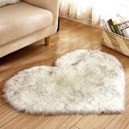 Carpets Heart-shaped Carpet Tapete Para Sala Home Textile Plush Bedroom Living Room Decoration Super Soft Bedside Mat Cute Girl Style
