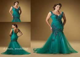 2019 Jade Green Evening Dress New Arrival Open Back Floor Length Long Formal Party Prom Gown3004683