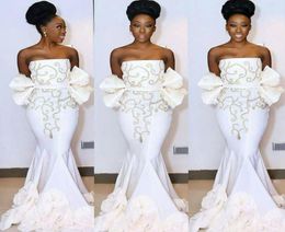 Elegant White Aso Ebi trägerloser Abendkleider Meerjungfrau Sweep -Zug -Abschlussballkleid Peplum Rucker Back 2017 Afrikanische Frauenformalkleider5929066