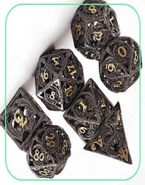 7pcs Pure Copper Hollow Metal Dice Set DD Metal Polyhedral Dice Set for DND Dungeons and Dragons Role Playing Games 2201151130272