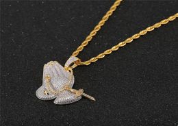 Iced Out Praying Hand Pendant Necklace With Mens/Women Gold Silver Color Hip Hop Charm Jewelry Necklace Chain For Gifts3902609