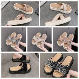 2024 Top Luxury Thick soled cross strap cool slippers for women to wear Exquisite sequin sponge cake sole one line trendy slippers size35-41