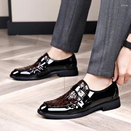 Dress Shoes Dou Men's Fashion Brand Step Lazy Bright Genuine Leather Soft Sole Casual Breathable And High Quality Loafers