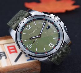 whole SteeL Case Green Dial Mens Watch Automatic movement Luxusuhr Fabric Strap Wristwatches 44mm Montre De Luxe Hanbelson5553800