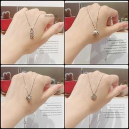 925 New Butterfly Collar Chain Womens Japanese and Korean Luxury Necklace Simple Temperament Small Design Silver Accessories