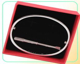Luxury Fashion Top Quality Silver Cuff Bracelet Style Love Stainless Steel Iced Out Screw Bracelets Bangles For Women and Men287h5479363