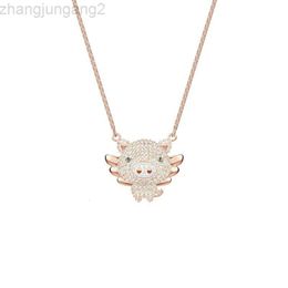 Designer Swarovskis Jewelry Cute and Cute Flying Pig Necklace Female Element Crystal Full Diamond Piglet Collar Chain Female