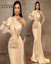 Stunning Champagne Arabic Dubai Evening Dresses Elegant One Shoulder Appliques Pleats Long Vestidos de fiesta Formal Party Occasio6061330