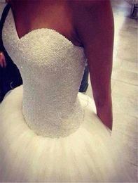 Fabulous Handsewn Beadwork Pearls Wedding Dress Real Sample Tulle Sweetheart Open Back Ball Gown Bridal Dresses3338485