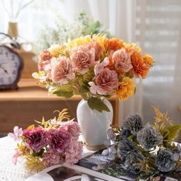 Decorative Flowers INS Autumn Carnation Bouquet Simulation Flower Home Decoration Handheld Rose Wall Artificial Wedding