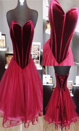 2021 Burgundy Short Dresses Evening Party Formal Gowns Velvet Sweetheart Organza A line Corset Back Cheap Designer Prom Homecoming9824354