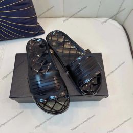 Transparent Diamond Sole Women Mens Slippers Designer Sandal Clear Jelly Slides Summer Beach Shoes Platform Mules with box
