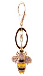 Keychains Creative lovely crystal inlaid with diamond bee car key chain women039s bag accessories metal pendant4941410