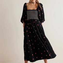 Bohemian Floral Dress Women Square Neck Ruffle Swing A Line Maxi Dress Long Sleeve Beach Style Holiday Lady Club Party Dress 240328