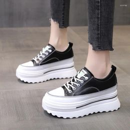 Casual Shoes 2024 Spring And Autumn Pine Cake Shoes: Women's Flat Sole One Step Versatile Thick Small White