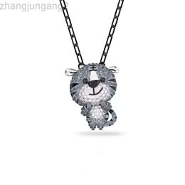 Designer Swarovskis Jewelry Shi Jia 1 1 Original Template Dark Tiger Mens and Womens Necklace Swallow Element Crystal Collar Chain