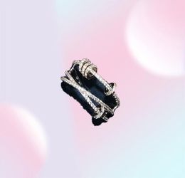 Luxurys Desingers Ring Index Finger Rings Female Fashion Personality Ins Trendy Niche Design Time to Run Internet Celebrity Ring E2668592
