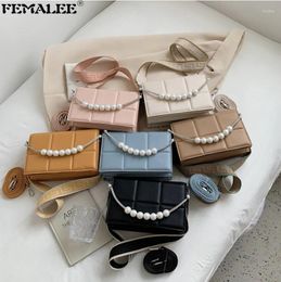 Shoulder Bags Simple Lattice Designer Handbags For Women Chocolate Grid Pearl Handle Tote Purses Solid Colour Messenger Armpit Sac