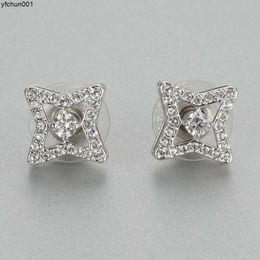 New Product Shijias Dynamic and Jumping Heart Star Pierced Earrings with Four Corner Shaped