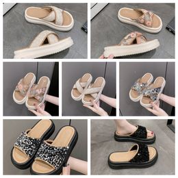 New Luxury Thick soled cross strap cool slippers for women to wear Exquisite sequin sponge cake sole one line trendy slippers size35-41