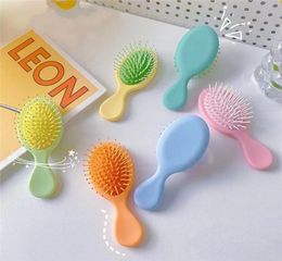 Mini Cartoon Candy Color Detangling Brush Cute Girl Moon Air Cushion Comb Head Massage Hairdressing Handle Hair Comb2542721