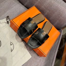 Sandals Famous Designer Women Flip Flop Leather Slides Luxury Fashion Ladies Beach Shoes Top Quality Summer Popular Slippers EUR 35-42