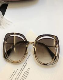 SMU 54 Sunglasses Luxury Women Brand Designer Popular Fashion Square Frame Sunglass Crystal Metarial Fashion Women Style Come With1167990