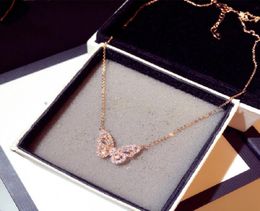 Ins Fashion Zircon Butterfly Necklace Bling CZ Rose Gold Animal Charm Pendant Statement Necklaces Exquisite Jewellery for Women Girl4724847