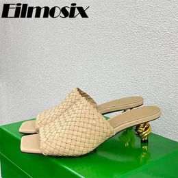 Slippers 2024 Summer Hand Woven One Strap Peep Toe Mules Women Square Metal Heel Sexy Comfortable Outside