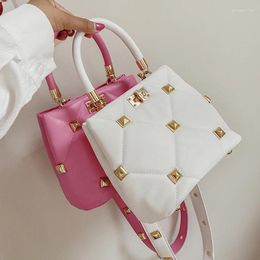 Shoulder Bags Lattice Square Tote Bag 2024 Summer PU Leather Women's Designer Handbag Rivets Messenger Travel