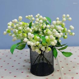 Decorative Flowers 10pcs/lot Artificial Berry Pick Flower Stem Branch Decoration Home Furnishing For Wedding And Christmas Season