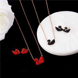 Same Titanium Steel Black Swan Red Swan Necklace Korean Edition Colour Preserving Collar Chain Necklace