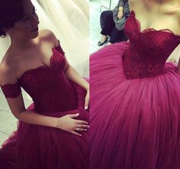 Elegant Burgundy Tulle Puffy Ball Gown Evening Dresses Pageant Gowns Sweep Train Sweetheart neck With Short Sleeves Princess Eveni8110440