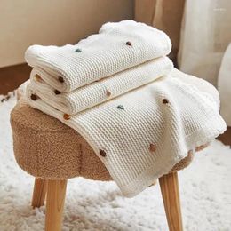 Blankets Nordic Cute Little Blanket 70x100cm Knitted Nap Knee Cover Home Decor Simple Household Pographic Prop Sofa